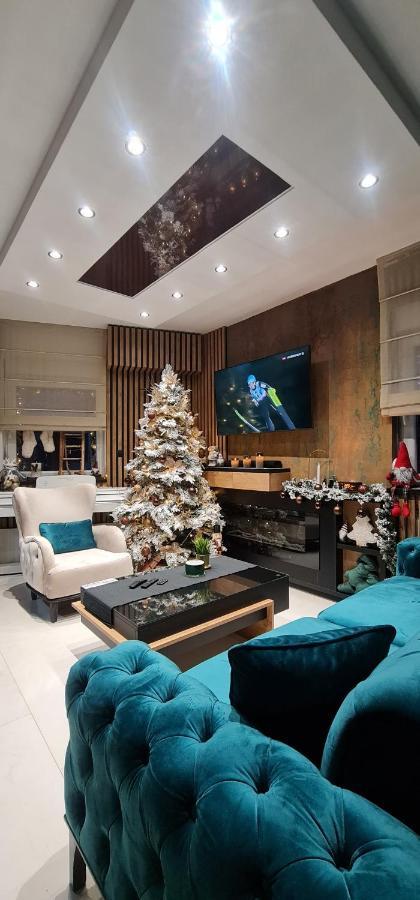Design Apartment Platinium Spa Lux 5 Star "Havana" Completely Private Wellness & Spa Free Included Sauna & Jacuzzi & Salt Wall & Fire Place & 3D Ceilings & Business Wifi & Netflix & Keyless Code Entry & Full Smart App & Secure 2 Parking Place Ćuprija Exteriér fotografie