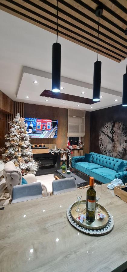 Design Apartment Platinium Spa Lux 5 Star "Havana" Completely Private Wellness & Spa Free Included Sauna & Jacuzzi & Salt Wall & Fire Place & 3D Ceilings & Business Wifi & Netflix & Keyless Code Entry & Full Smart App & Secure 2 Parking Place Ćuprija Exteriér fotografie