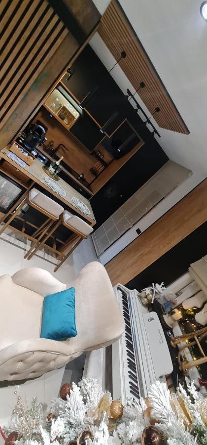 Design Apartment Platinium Spa Lux 5 Star "Havana" Completely Private Wellness & Spa Free Included Sauna & Jacuzzi & Salt Wall & Fire Place & 3D Ceilings & Business Wifi & Netflix & Keyless Code Entry & Full Smart App & Secure 2 Parking Place Ćuprija Exteriér fotografie