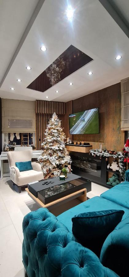 Design Apartment Platinium Spa Lux 5 Star "Havana" Completely Private Wellness & Spa Free Included Sauna & Jacuzzi & Salt Wall & Fire Place & 3D Ceilings & Business Wifi & Netflix & Keyless Code Entry & Full Smart App & Secure 2 Parking Place Ćuprija Exteriér fotografie