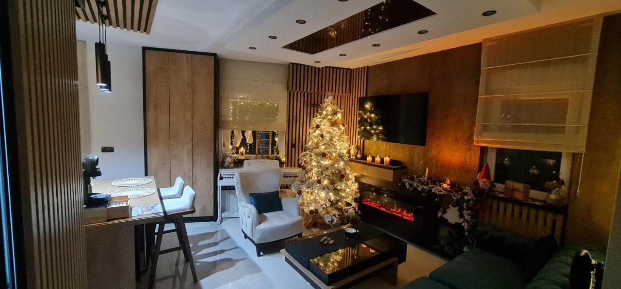 Design Apartment Platinium Spa Lux 5 Star "Havana" Completely Private Wellness & Spa Free Included Sauna & Jacuzzi & Salt Wall & Fire Place & 3D Ceilings & Business Wifi & Netflix & Keyless Code Entry & Full Smart App & Secure 2 Parking Place Ćuprija Exteriér fotografie