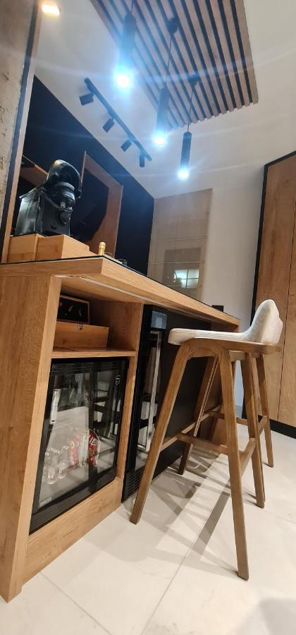 Design Apartment Platinium Spa Lux 5 Star "Havana" Completely Private Wellness & Spa Free Included Sauna & Jacuzzi & Salt Wall & Fire Place & 3D Ceilings & Business Wifi & Netflix & Keyless Code Entry & Full Smart App & Secure 2 Parking Place Ćuprija Exteriér fotografie