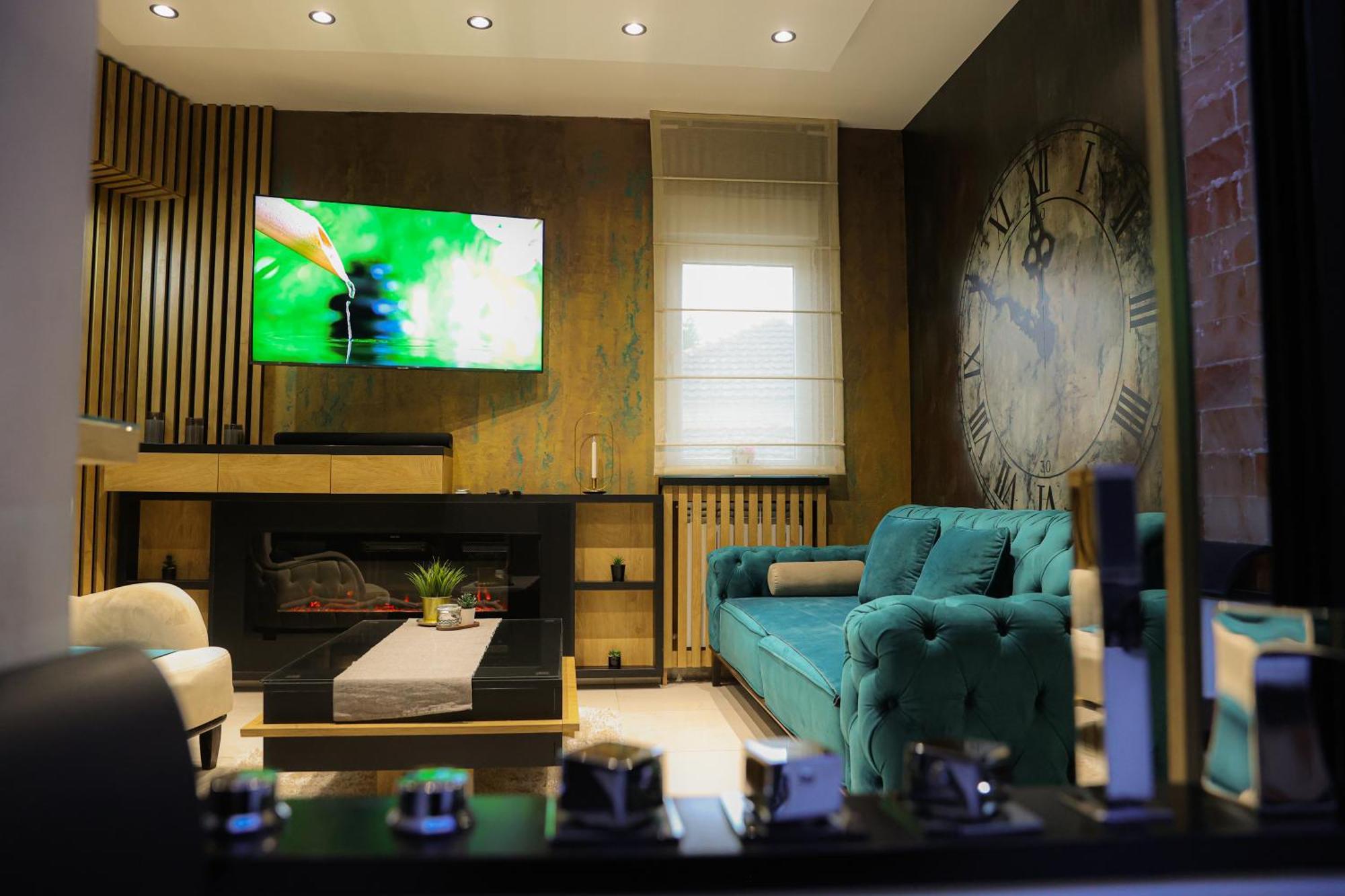 Design Apartment Platinium Spa Lux 5 Star "Havana" Completely Private Wellness & Spa Free Included Sauna & Jacuzzi & Salt Wall & Fire Place & 3D Ceilings & Business Wifi & Netflix & Keyless Code Entry & Full Smart App & Secure 2 Parking Place Ćuprija Exteriér fotografie